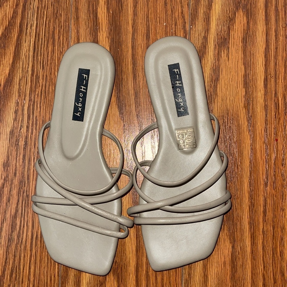 Tan Sandals - Picture 3 of 4